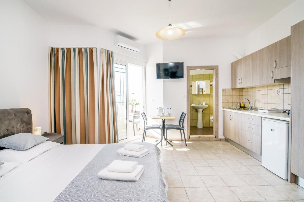 Kristina Stelios Apartment Платаньяс Екстер'єр фото
