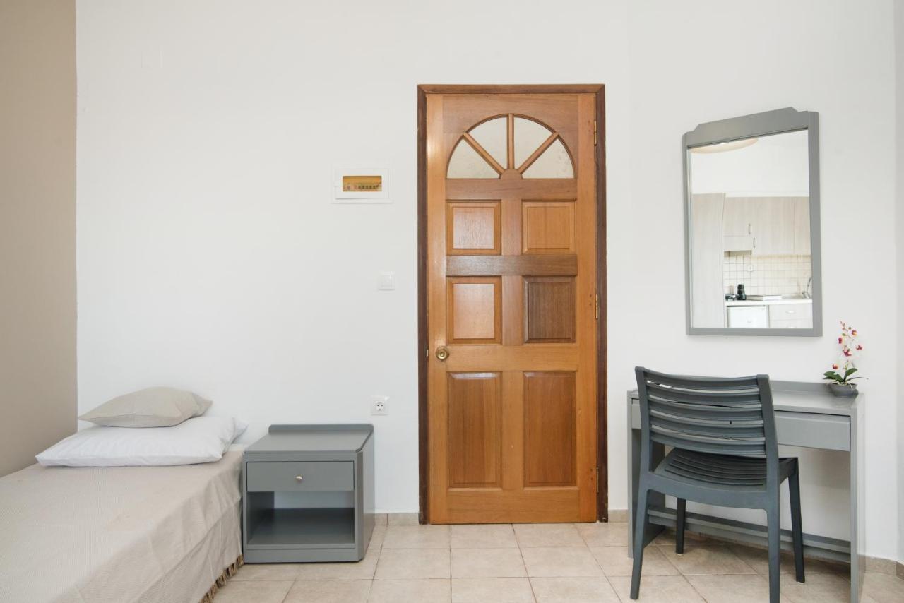 Kristina Stelios Apartment Платаньяс Екстер'єр фото